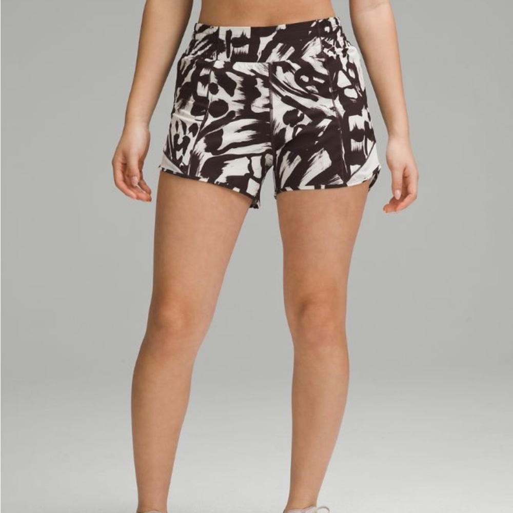 Lululemon hotty hot shorts high rise